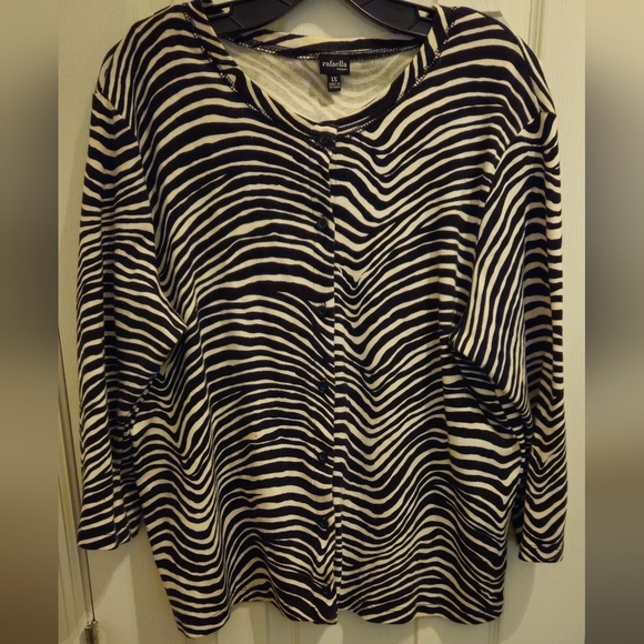 Rafaella Sweaters - Rafaella Black & White Zebra Print Long Sleeve Cardigan Sweater-Size 1X